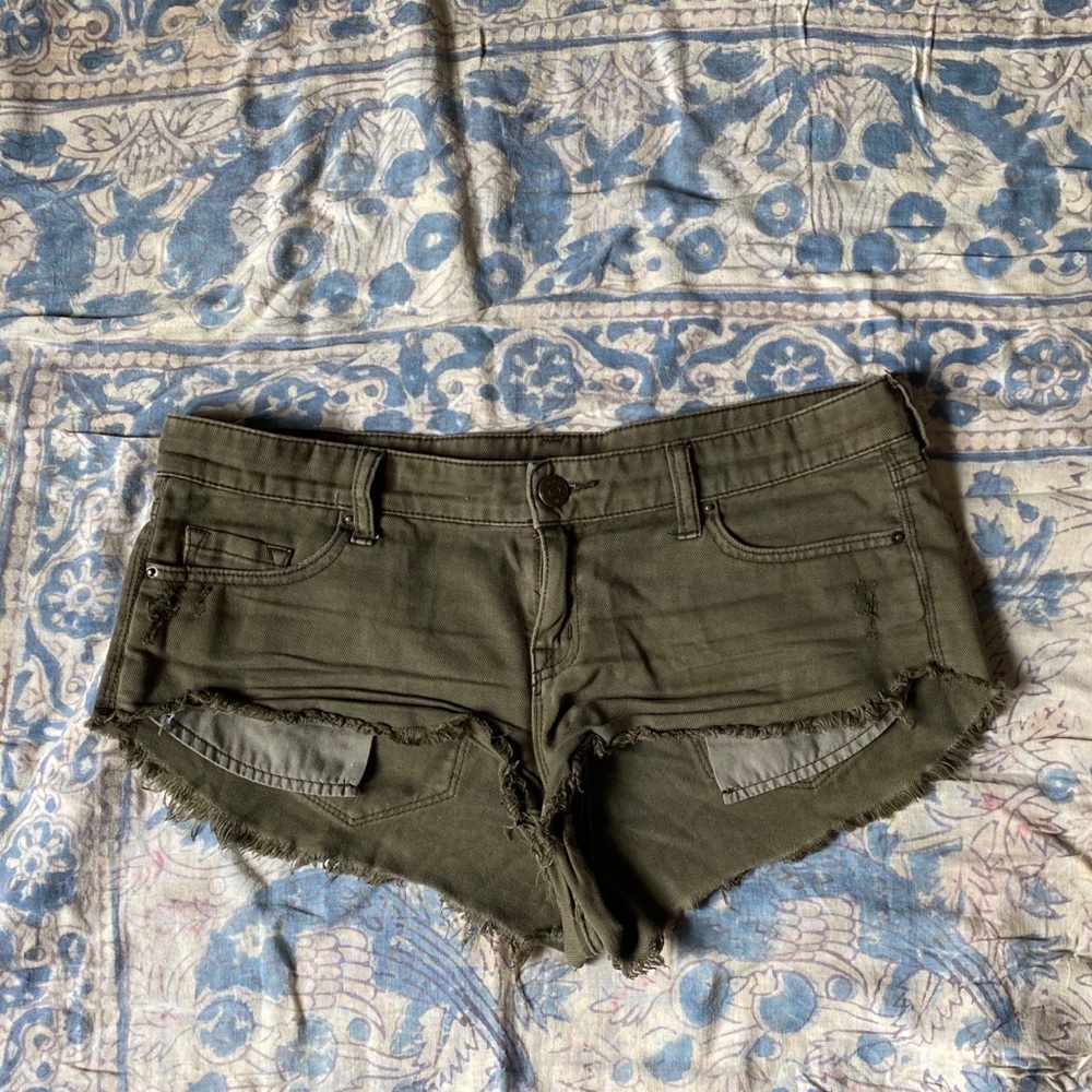 Army green shorts!